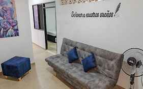 Denier House Guabinal - Cerca de Centros Comerciales
